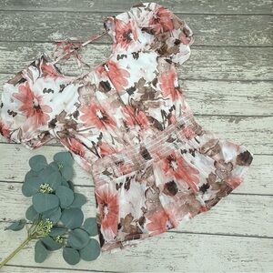 A Love Story Floral Puff Sleeve Top